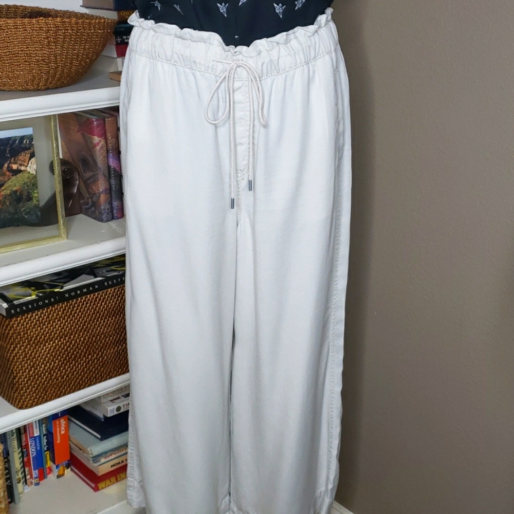 NWT pull on wide leg pant from Ann Taylor loft - Picture 5 of 7